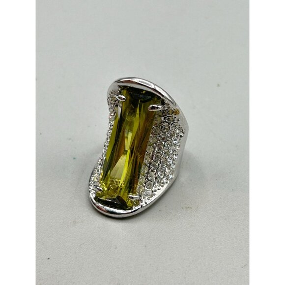 Fancy Statement Ring Size 6 Wide Cocktail Ring with Elongated Green Glass Stone - Picture 8 of 10